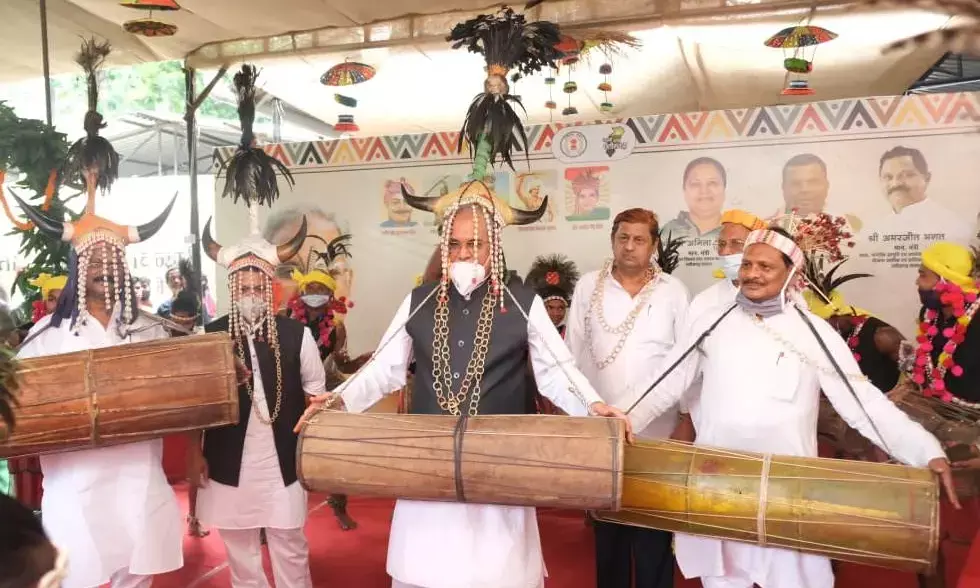 छत्तीसगढ़ में विश्व आदिवासी दिवस पर बने दो नये कीर्तिमान…उदंती-सीतानदी टाइगर रिजर्व के कोर क्षेत्र के गांवों को मिला सामुदायिक वन संसाधन अधिकार…