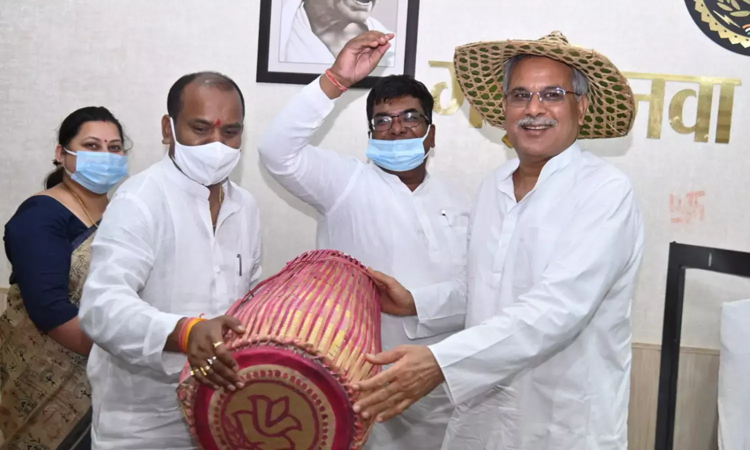 मनेंद्रगढ़ ज़िला :ज़िला बनाने से गदगद विनय जायसवाल ने सीएम भूपेश से कहा  ”मनेंद्रगढ़ को ज़िला बनाकर जनता का बढ़ाया मान, संपन्न धरती विकास की ओर अग्रसर होगी”