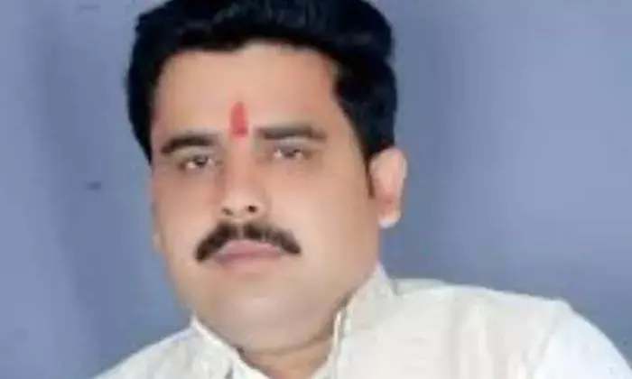 कांग्रेस विधायक को VIDEO कॉल कर युवती करने लगी गंदी-गंदी हरकत……फिर वीडियो भेजकर करने लगी ब्लैकमेल…. महिला के खिलाफ FIR हुई दर्ज