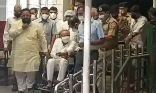 मुख्यमंत्री की तबीयत बिगड़ी, सीने में भारीपन की शिकायत….अस्पताल में किए गए एडमिट