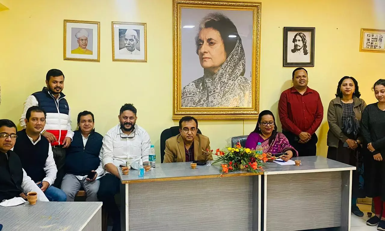 प्रदेश की तर्ज पर बनेगी असम और पश्चिम बंगाल की चुनावी घोषणा पत्र, ऑल इंडिया प्रोफेशनल कांग्रेस छतीसगढ़ के पदाधिकारियों ने दिए टिप्स …