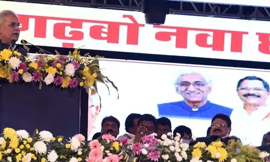 मैनपाट महोत्सव 2021:  मुख्यमंत्री भूपेश बघेल ने किया 3 दिवसीय महोत्सव का शुभारंभ……बोले- सरगुजिहा, भोजपुरी और तिब्बती संस्कृति का संगम है मैनपाट…. कई बड़े ऐलान भी किये