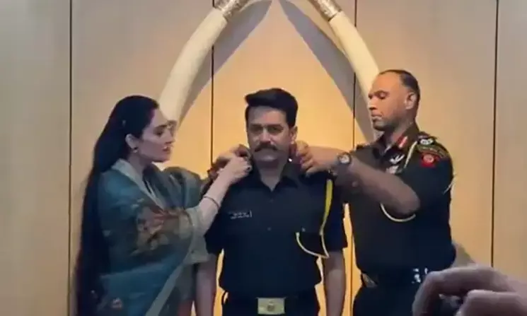 केंद्रीय मंत्री अनुराग ठाकुर बने सेना में कैप्टन…सरकार में रहते हुए ऐसा करने वाले पहले सांसद