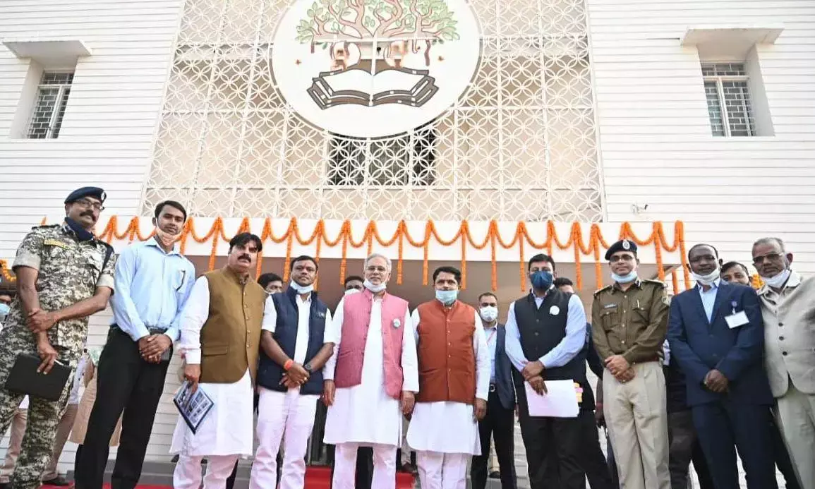 24 घंटे खुलेगी जगदलपुर की लायब्रेरी, सीएम ने किया उद्घाटन, बोले…बस्तर की पहचान बंदूक से नहीं, बल्कि कलम और कलमकारों से होगी