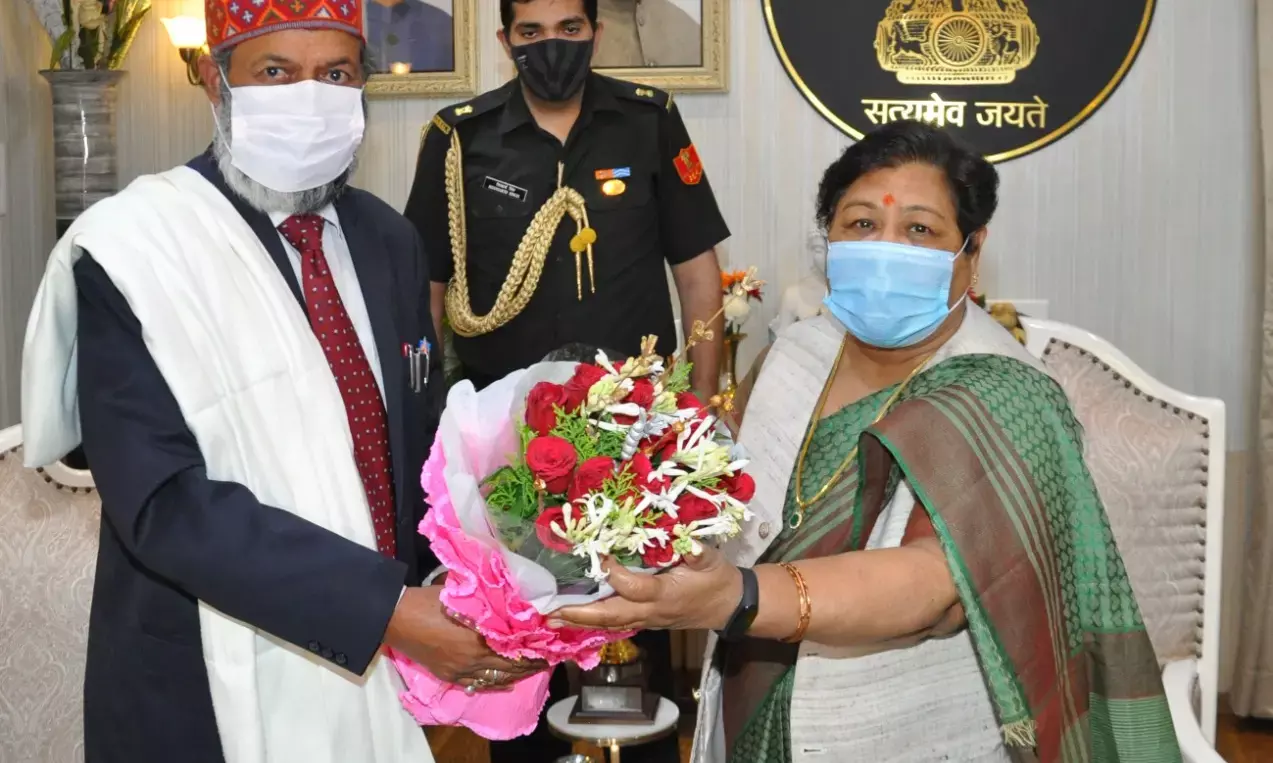 एयू के नवनियुक्त कुलपति अरूण दिवाकर नाथ बाजपेयी ने राज्यपाल अनुसुईया उइके से की सौजन्य भेंट, कल किए थे पदभार ग्रहण