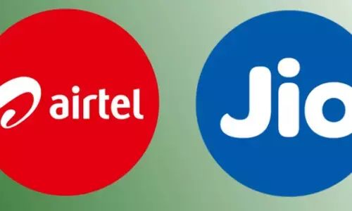 काम की खबर: मिल रहा फ्री रिचार्ज, JIO और Airtel के ग्राहक अब मुफ्त में उठाएं कॉलिंग और डेटा का मजा…. जानिए
