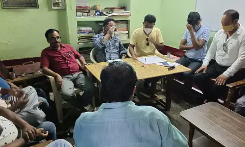 SDM पर शिक्षक संगठन का फूटा गुस्सा… दुर्व्यवहार का लगाया आरोप, SDM को तत्काल सस्पेंड करने की मांग की