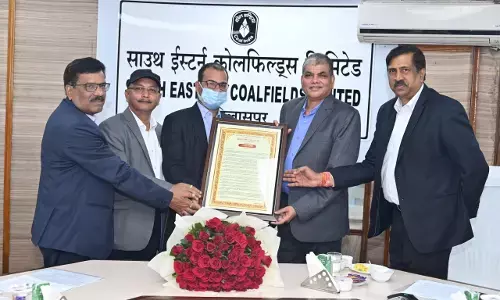 SECL के डायरेक्टर पर्सनल आरएस झा साढ़े 6 साल की सफल पारी खेलकर हुए सेवानिवृत्त, मुख्यालय में दी गई भावभीनी बिदाई