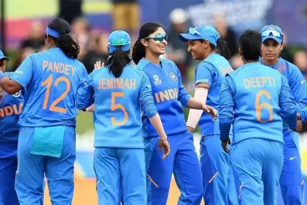 भारतीय महिला क्रिकेट टीम के फील्डिंग कोच अभय शर्मा ने बताया, किस वजह से खिलाड़ियों को होगी मुश्किल