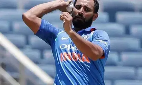 टीम इंडिया के तेज गेंदबाज मोहम्मद शमी करना चाहते थे आत्महत्या, उन्होंने तीन बार खुदखुशी के लिए सोचा भी था……. दुनिया को अलविदा करने का बना चुके थे मन, खुद किया था बड़ा खुलासा