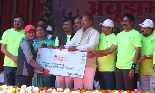 अबूझमाड़ पीस हाफ मैराथन में दौड़े हजारों धावक, सांसद दीपक बैज ने विजेताओं को किया पुरस्कृत…