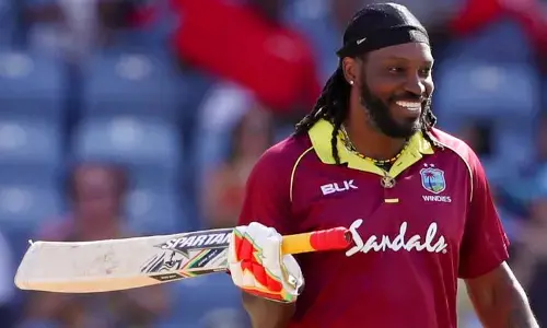 क्रिस गेल ने टी20 में बनाया एक और वर्ल्ड रिकॉर्ड, इस खिलाड़ी को छोड़ा पीछे