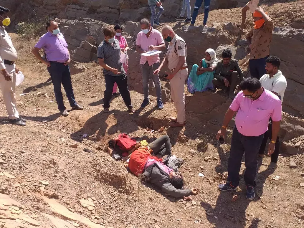 बिलासपुर में डबल मर्डर से हडकंप, दो महिलाओं की हत्या कर शव को गड्डे में फेंका… सिर पर वार कर उतारा मौत के घाट…