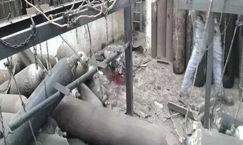 बड़ा हादसा: रिफिलिंग के दौरान ऑक्सीजन सिलेंडर फटने से तीन की मौत, पांच घायल