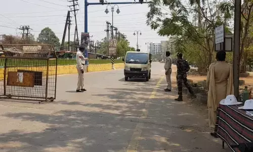 लॉकडाउन का असर : शहर से गांव तक बंद रहे दुकान और बाजार… सड़कों पर दिखा सन्नाटा, देखें ये वीडियो