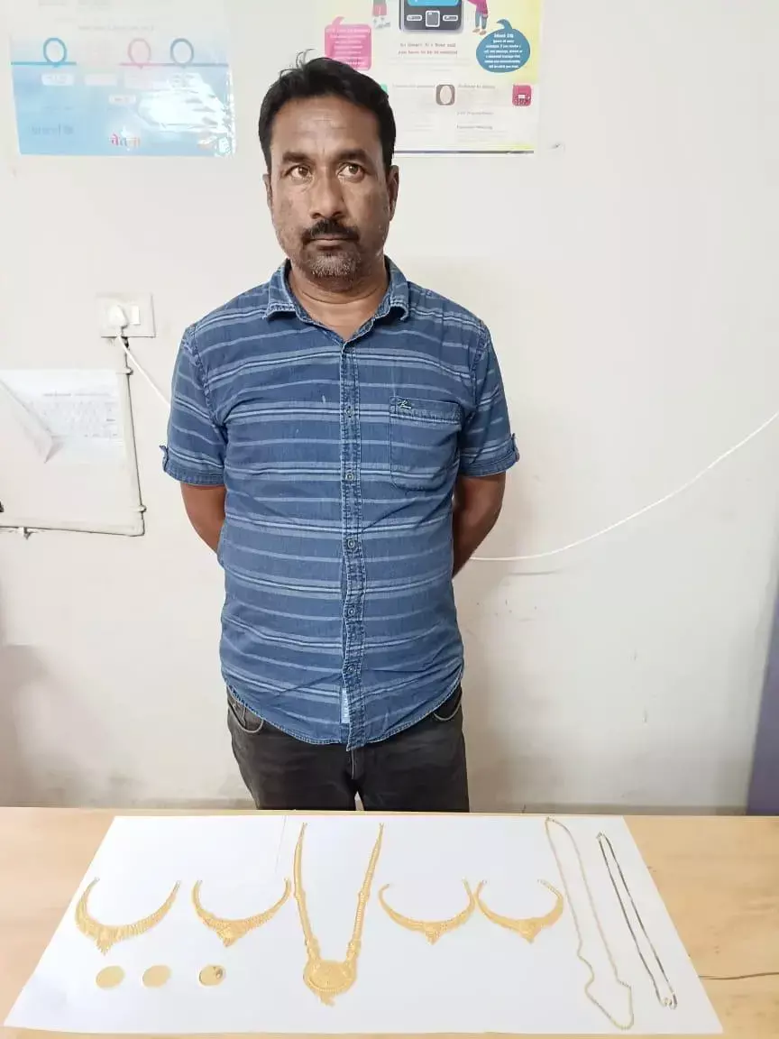 सोना दिलाने के नाम पर 36 लाख की ठगी, महिलाओ को कम कीमत में सोना दिलाने के नाम पर लगाता था चूना, पुलिस ने किया गिरफ्तार…