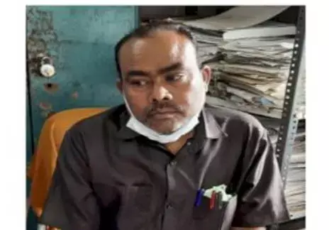BEO का घूसखोर बाबू सस्पेंड : 15 हजार रुपये लेते पकड़ाया था रिश्वतखोर…..बाबू हुआ सस्पेंड, BEO से भी हो सकती है पूछताछ…
