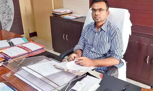 आपात फैसला: फील्ड में पोस्टेड डॉक्टरों और मेडिकल स्टाफ की ड्यूटी अब कोरोना अस्पताल एवं आइसोलेशन में लगाई जाएगी, क्राइसिस को देखते डायरेक्टर ने CMHO को दिया आदेश….