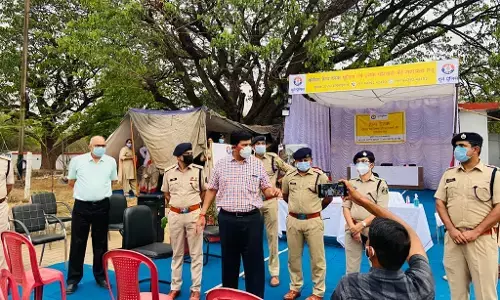कोरोना त्रासदी में दुर्ग पुलिस अब हेल्प डेस्क बनाकर इस तरह स्वास्थ्य के क्षेत्र में भी संभाल रही है मोर्चा