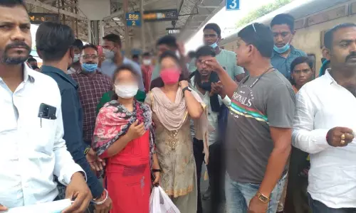 लड़कियों की तस्करी: आरोपी के चंगुल से चार लड़कियां छुड़ाई गई… छत्तीसगढ़ की लड़कियों को लेजाया जा रहा था कोलकता, गलत काम कराने की आशंका