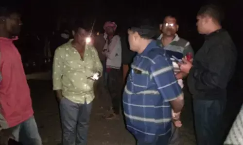 बिग ब्रेकिंग: भीषण सड़क हादसे में 11 महिलाओं की मौत, 13 जख्मी…… अंतिम संस्कार से लौट रही गाड़ी पेड़ से टकराकर पलटी……. सभी मरने वाले एक ही परिवार के