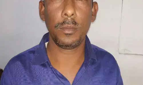 रिटायर्ड शिक्षिका से 3 लाख की ठगी: आरोपी डाॅक्टर गिरफ्तार, बड़ी-बड़ी बीमारियों को पल भर में ठीक करने का करता था दावा…