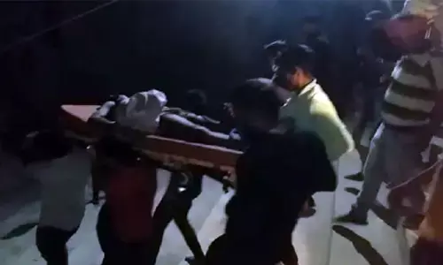 बड़ा हादसा : डोंगरगढ़ में रोप-वे की ट्राली टूटी, 1 की मौत….. मंदिर के लिए सामान लेकर जा रहा था ट्राली….प्रशासन की टीम मौके पर