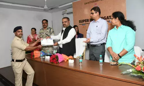 दुष्कर्म पीड़िताओं को न्याय दिलाने में छत्तीसगढ़ पुलिस देश में सबसे आगे… मुख्यमंत्री भूपेश बघेल की सख्ती का दिखा असर… कहीं दो दिन में पेश किया चालान, तो कहीं एक माह में ही हुयी आजीवन कारावास की सजा