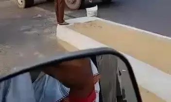 11 की मौत : भीषण सड़क हादसे में 8 लोगों ने मौके पर तोड़ा दम, 3 की अस्पताल में हुई मौत…..तेज रफ्तार ट्रक ने मारी टक्कर… 6 लोगों का चल रहा है इलाज