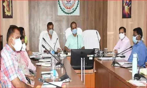 IAS तारण सिन्हा ने राजनांदगांव कलेक्टर का पदभार संभाला….अफसरों की बैठक में कहा दो टूक- लापरवाही बर्दाश्त नहीं होगी, सभी अफसर-कर्मचारियों को मुख्यालय में ही रहने का निर्देश