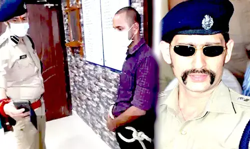 IPS की फर्जी FB प्रोफाइल बनाकर लड़कियों से की अश्ली चैटिंग…..लड़कियों ने फोनकर IPS को दी सूचना, तो हुआ खुलासा…..DIG के बुने जाल में फंसा नकली ‘IPS’