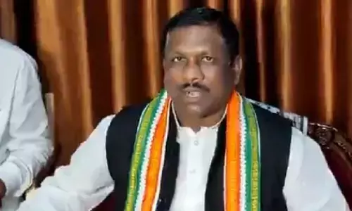 बच्चों के हाथ में बंदूक पकड़ाना चाहते हैं अधिकारी:  विधायक बृहस्पत ने सीएम भूपेश बघेल को लिखा पत्र - नर्सिंग कॉलेजों में 2700 सीटें खाली, एडमिशन दें