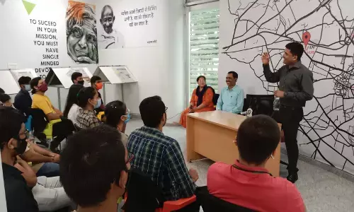 आईएएस अवनीश शरण ने नालंदा परिसर के युवाओं को दिए सिविल सेवा परीक्षा क्रैक करने के टिप्स, बोले…प्रमाणिक पुस्तकों के गहन अध्ययन और सकारात्मक सोच से प्राप्त कर सकते हैं यूपीएससी में सफलता