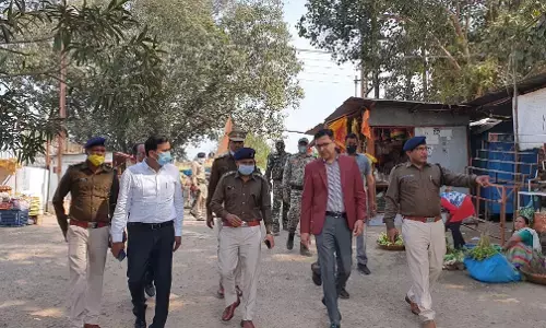 IG आनंद छाबड़ा राजिम मेला की सुरक्षा तैयारियों का जायजा लेने पहुंचे, 75 पुलिसकर्मियों को सम्मानित किया