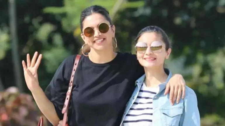आलिया, दीपिका ने बता दी अपनी फेवरेट सेक्‍स पोजीशन…सेक्स लाइफ को लेकर इन 5 सेलेब्‍स ने किए चौंकाने वाले खुलासे,