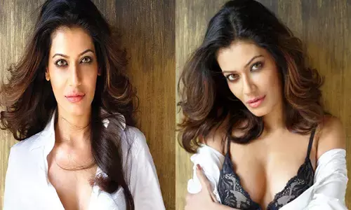 पायल रोहतगी अपनी गिरफ्तारी को लेकर अहमदाबाद पुलिस पर भड़कीं, बाद में पोस्ट को किया डिलीट