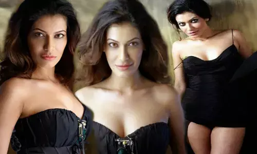 एक्ट्रेस पायल रोहतगी मुसीबत में फंसी, राष्ट्रपिता महात्मा गांधी और पंडित जवाहरलाल नेहरू पर आपत्तिजनक टिप्‍पणी करने के खिलाफ FIR दर्ज करवाया गया