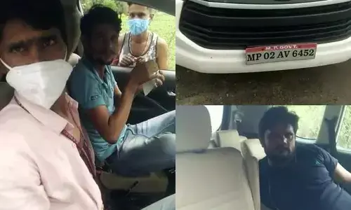 VIDEO : स्वास्थ्य मंत्री की सरकारी गाड़ी में चल रही थी “दारू पार्टी” ……. लोगों ने बनाया वीडियो तो मिली धमकी… हाथ मत लगाना सरकारी आदमी हूं