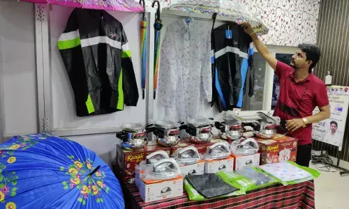 वैक्सीन लगाने को मिलेगा गिफ्ट…. पार्षद होरा ने जागरूकता के लिए शुरू की अनूठी पहल