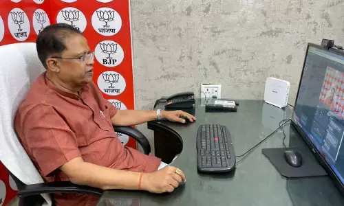 छत्तीसगढ़ के कर्मचारियों का महंगाई भत्ता बढ़ाये सरकार…..पूर्व मंत्री अमर अग्रवाल कर्मचारियों के समर्थन में आये…..फेसबुक लाइव में बोले- लाखों कर्मचारियों की हितों से हो रहा खिलवाड़