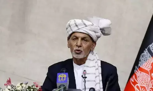 नोटों से भरी 4 कार और हेलिकॉप्टर लेकर भागे राष्ट्रपति… दूतावास ने किया चौंकाने वाला दावा