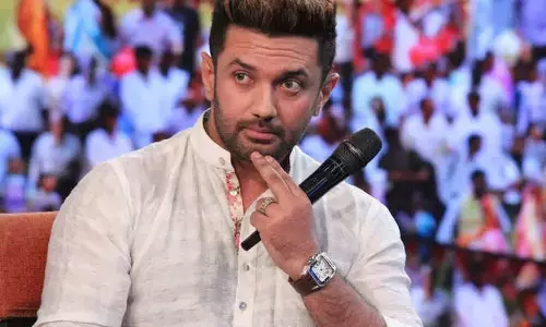 चिराग पासवान एक्शन में , चाचा पशुपति पारस, भाई प्रिंस राज सहित पांच सांसद को किया LJP से सस्पेंड