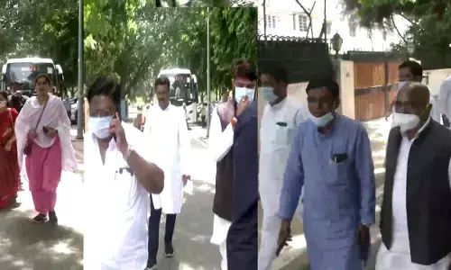 CG कांग्रेस LIVE : कांग्रेस विधायकों की AICC में शाम 4 बजे के मीटिंग हुई फिक्स…..मंत्री सहित 53 विधायक कुछ देर में पहुंचेंगे एआईसीसी…पुनिया के बाद जानिये अब किससे होगी विधायकों की अगली बैठक