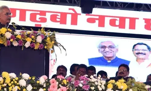 मैनपाट महोत्सव 2021:  मुख्यमंत्री भूपेश बघेल ने किया 3 दिवसीय महोत्सव का शुभारंभ……बोले- सरगुजिहा, भोजपुरी और तिब्बती संस्कृति का संगम है मैनपाट…. कई बड़े ऐलान भी किये