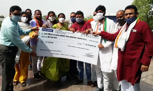 CEO डॉ फरिहा की पहल बनी मिसाल : जिला पंचायत सदस्यों ने अस्पताल के लिए जुटाये 20 लाख…..कोविड हॉस्पीटल का होगा विस्तार, सुविधाएं भी बढ़ेगी… कलेक्टर को सौंपा गया चेक