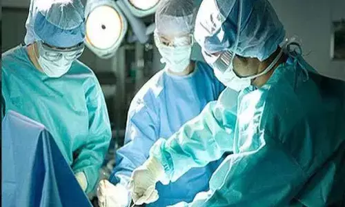 ऑपरेशन के दौरान बड़ी लापरवाही: गर्भवती महिला के पेट में छोड़ा कपड़ा, हालत बिगड़ी तो कराया गया अस्पताल में भर्ती