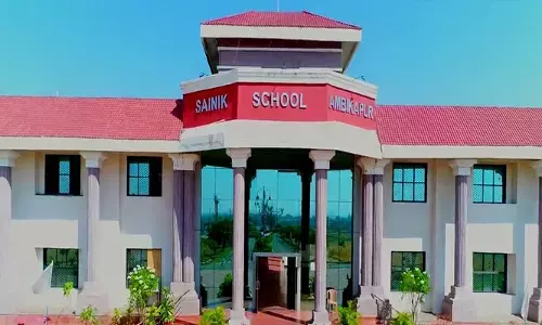 सैनिक स्कूल में कोरोना की दस्तक…….. 8 कर्मचारियों को कोविड संक्रमित पाया गया……. सैनिक स्कूल खुलने पर संशय