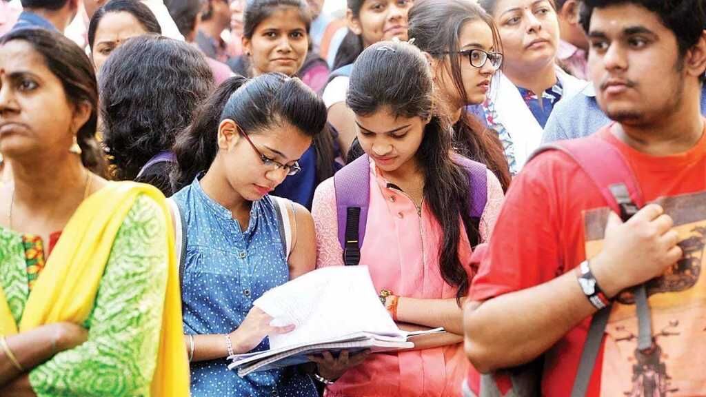 गर्मी भर होगी प्रवेश परीक्षा, व्यापमं ने जारी किया... ... Chhattisgarh Top News Today: IED की चपेट में आकर महिला की मौत, व्यापमं इंट्रेस एग्जाम का शेड्यूल जारी... समेत देखिए दिन भर की बड़ी खबरें...