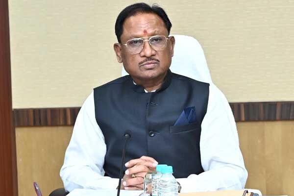 सीएम विष्‍णुदेव बोले: जनजातीय संस्कृति ने भगवान... ... Chhattisgarh Top News Today: किसानों के लिए सरकार का बड़ा फैसला और Ex महाधिवक्‍ता पर मंडरा रहा गिरफ्तारी का खतरा...सहित पढ़ें दिनभर की प्रमुख खबरें