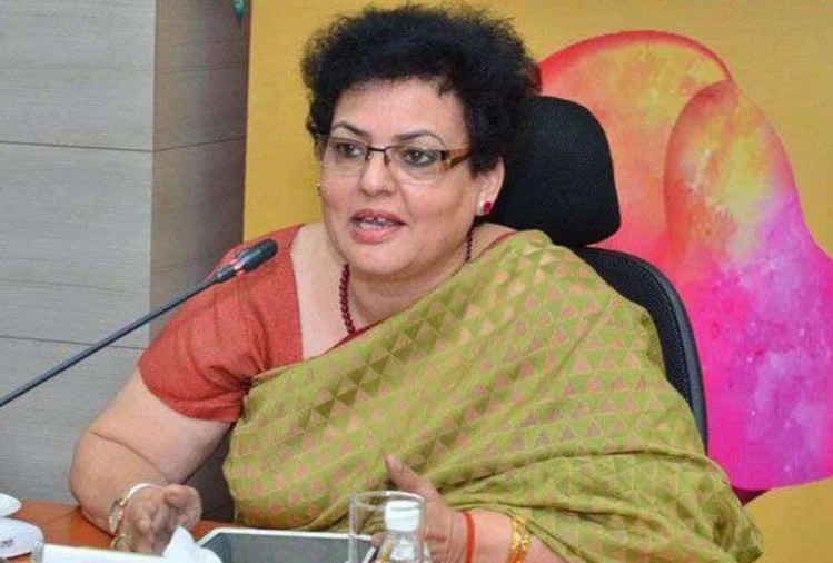 महिला आयोग ने CM से मांगा इस्तीफा: नए मुख्यमंत्री को बताया महिलाओं के लिए खतरा… कहा- ‘मी टू’ में लगे आरोप महिला आयोग ने CM से मांगा इस्तीफा: नए मुख्यमंत्री को बताया महिलाओं के लिए खतरा… कहा- ‘मी टू’ में लगे आरोप